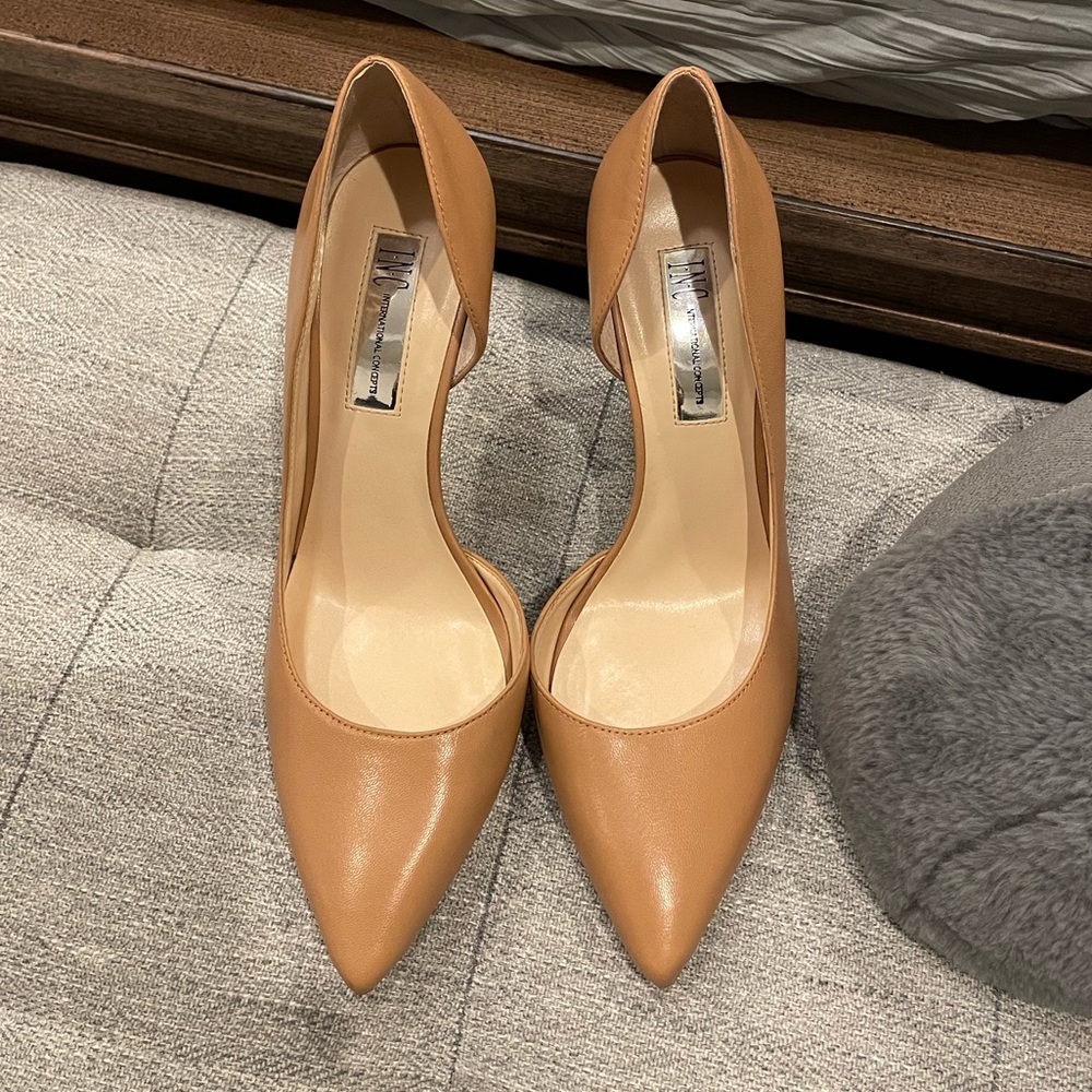 I.N.C Kenjay d’ pray leather pumps sz 8